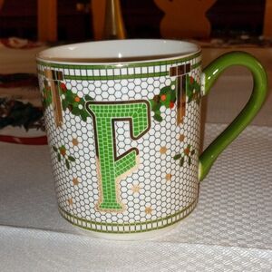 Anthropologie Festive Bistro Tile Stoneware F Monogram Mug Holly Berries Gold